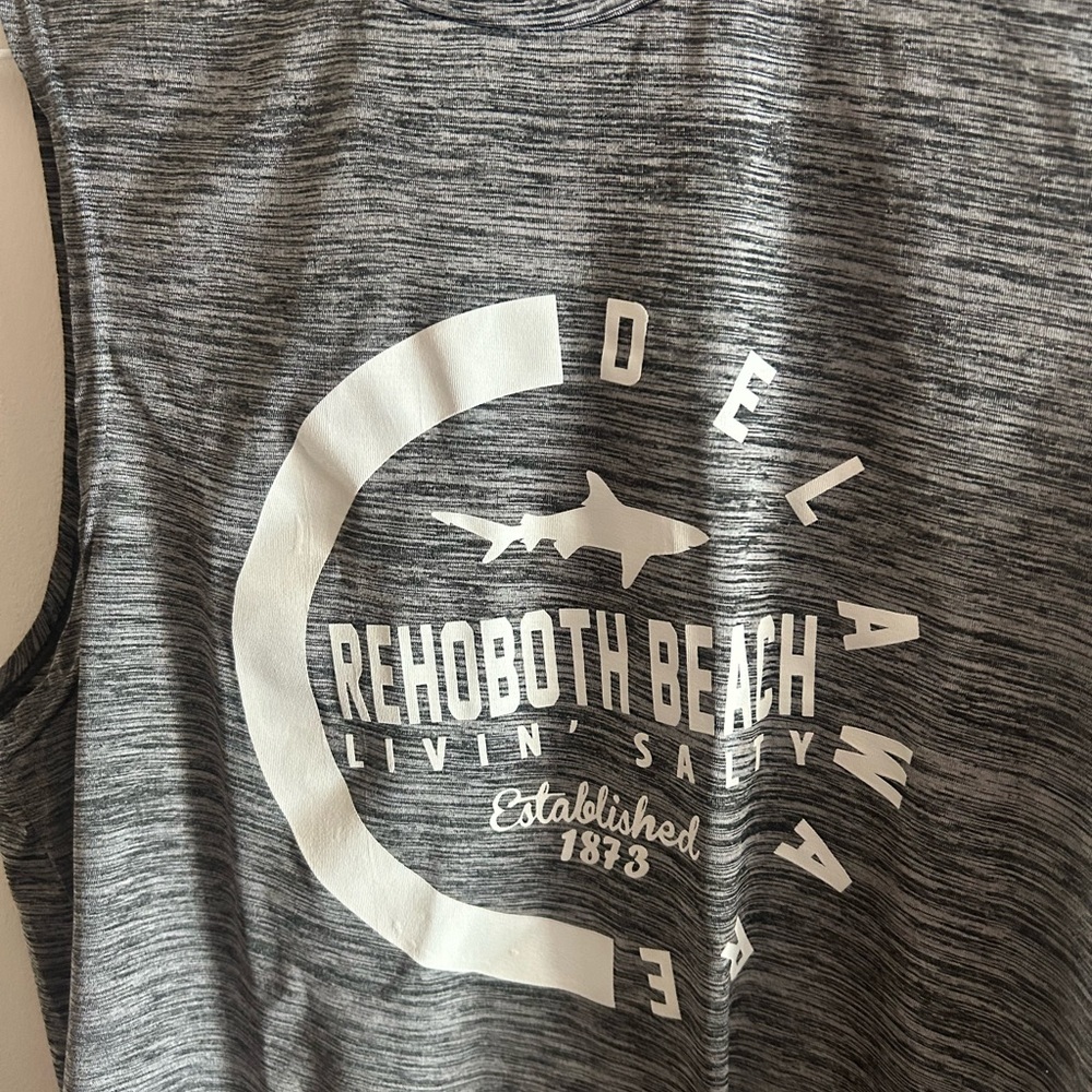 Banana Republic Gray Sleeveless Muscle Tee